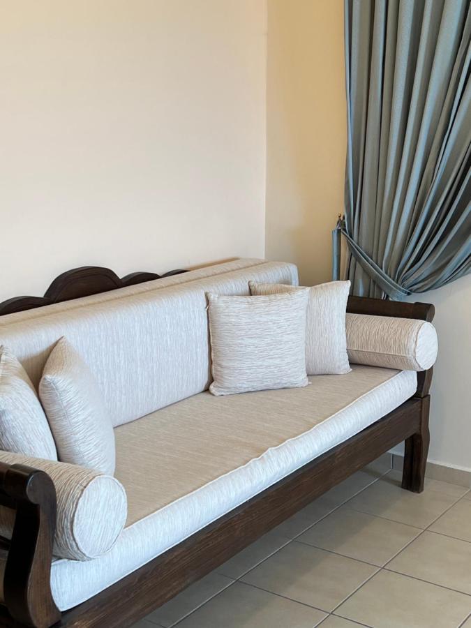 Xenonas Nikia Hotel Yerakion Exterior photo